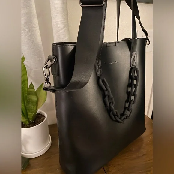 Vegan leather, extra large tote bag
